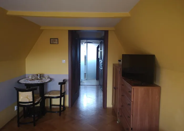 בית אירוח Zakatek נובי טארג